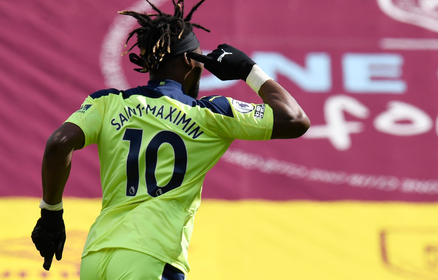 官网-关于那不勒斯绝杀里昂，凯恩补时绝平足总杯的信息