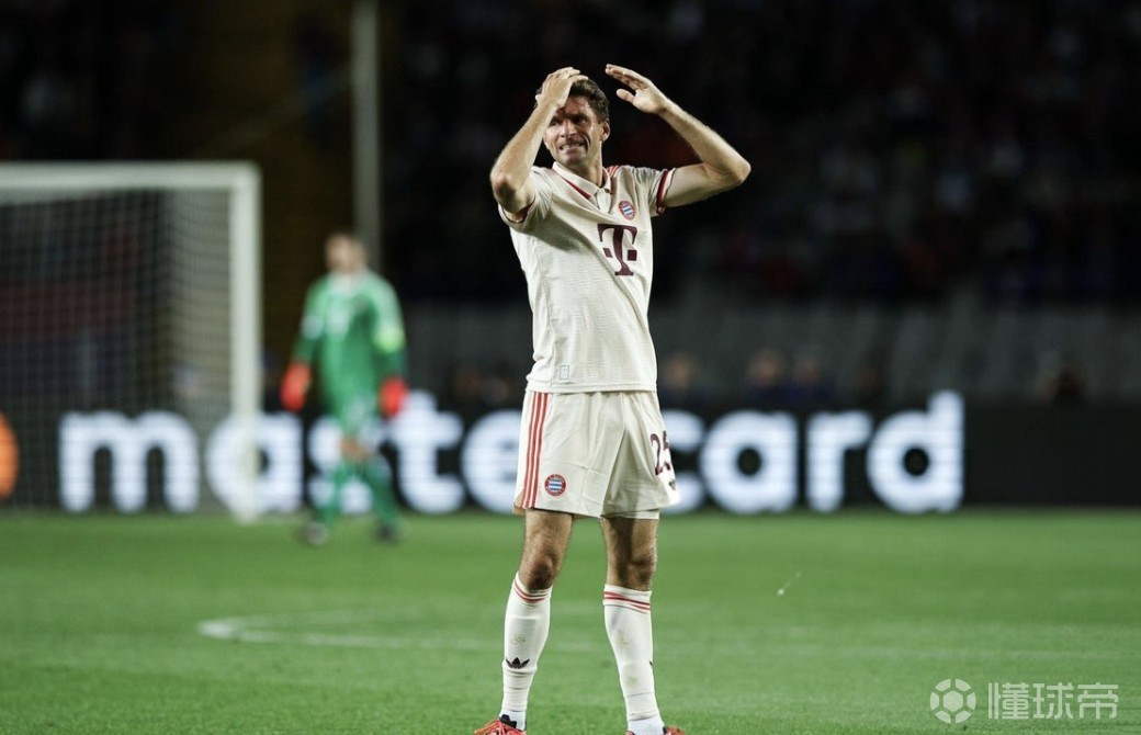 关于日本轻取巴萨，穆勒关键制胜的信息