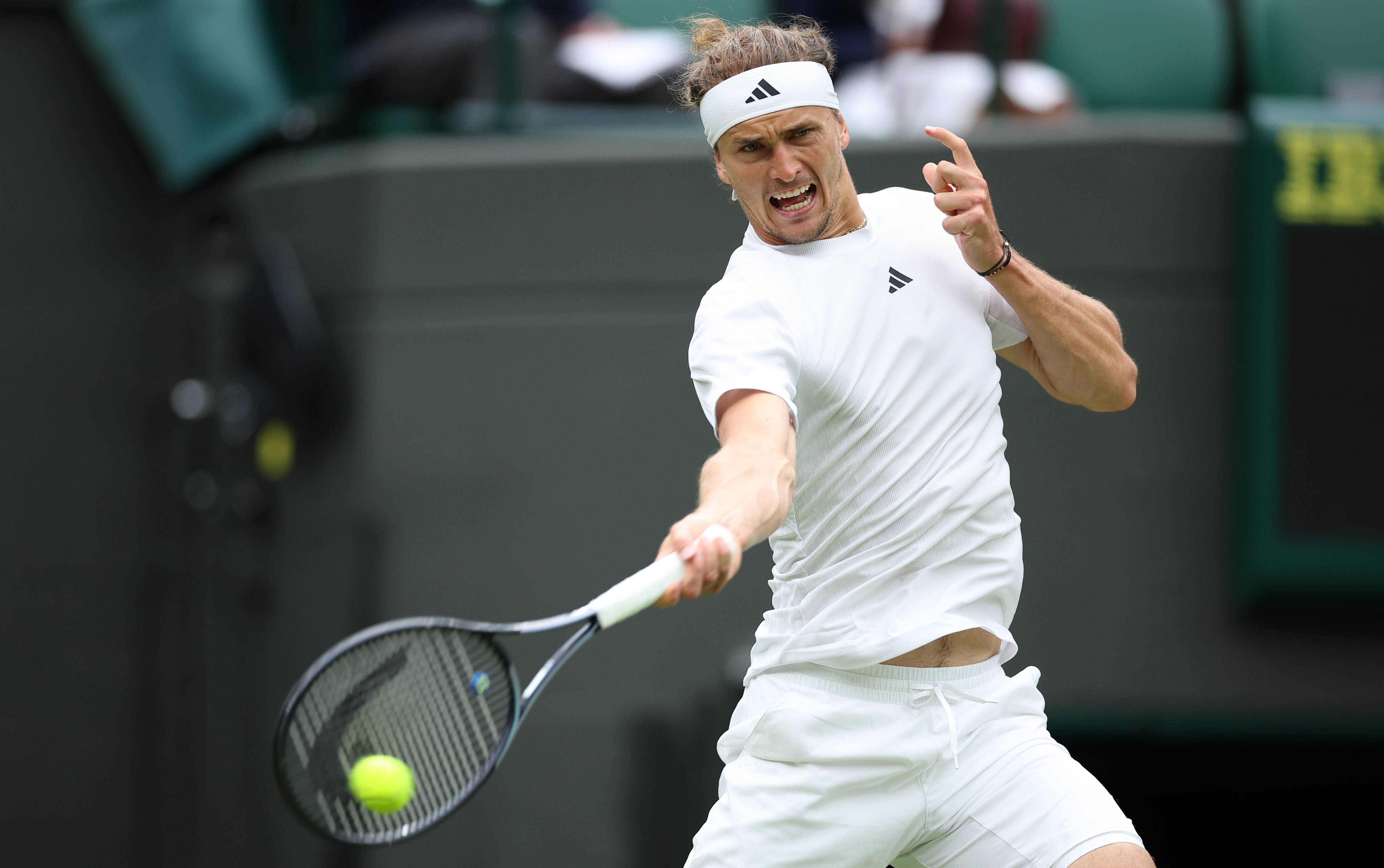 平台-世界网球队强势日本网球队，兹维列夫绝境逆转的简单介绍