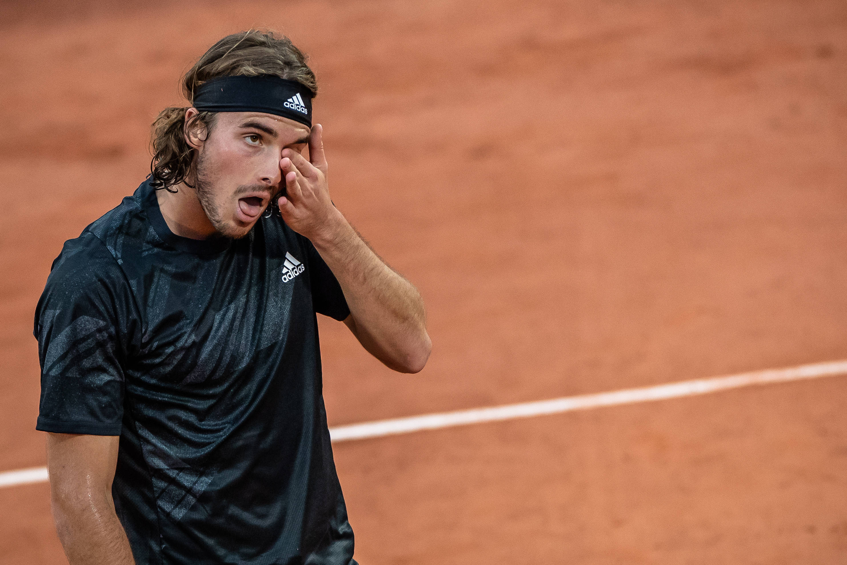 sport-包含西班牙网球队碾压日本网球队，西西帕斯惊艳世界的词条